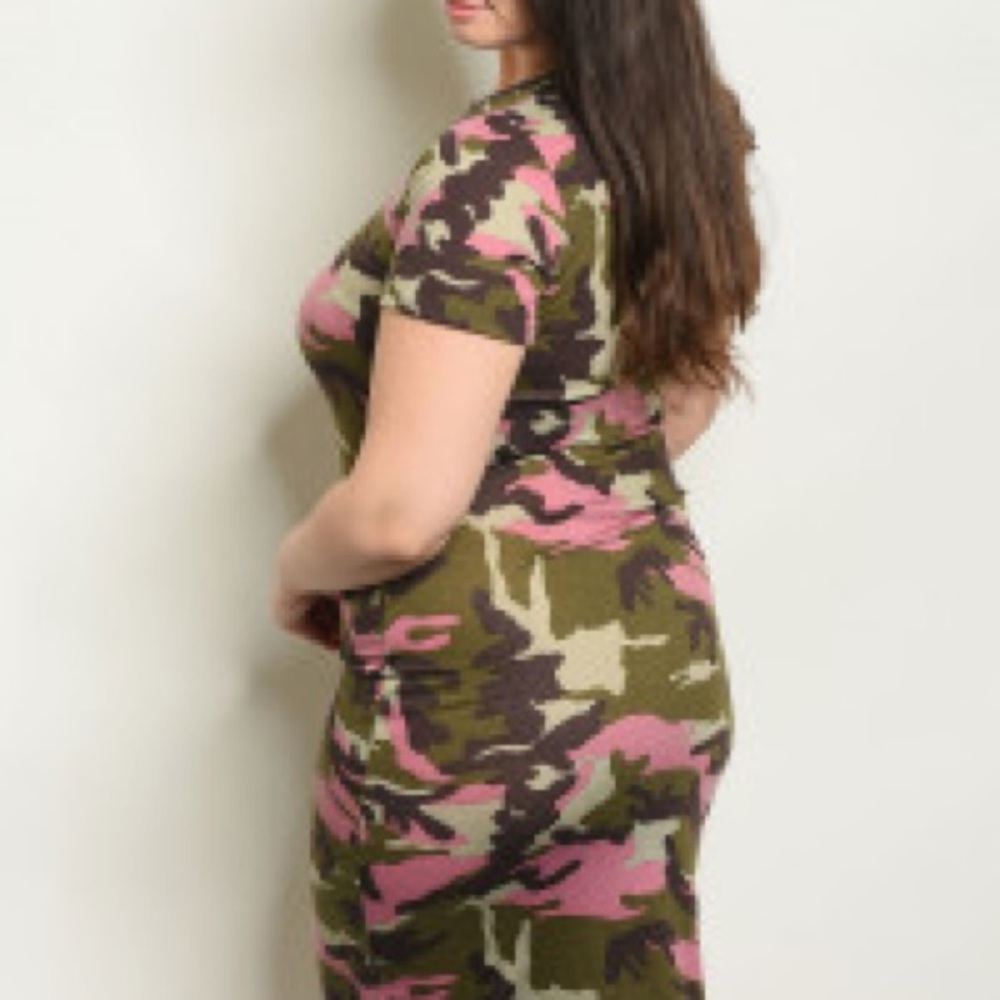 Plus Size Pink Camo Dress - Picture 2 of 2